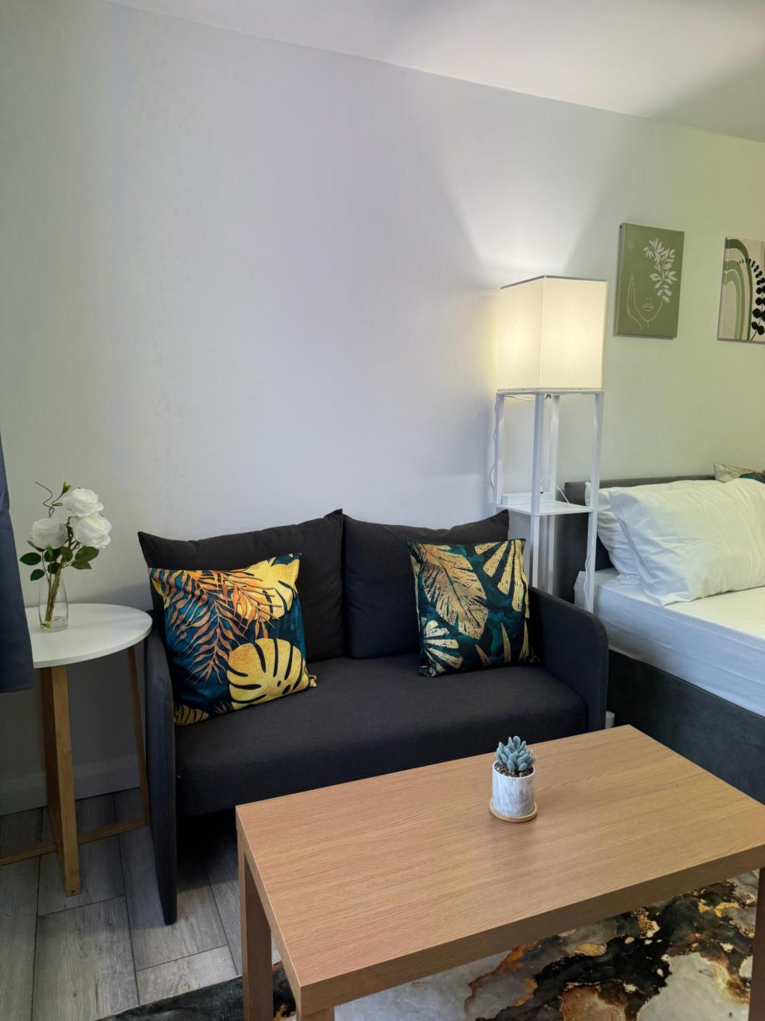 Posh Executive Studio London Thamesmead  Zewnętrze zdjęcie