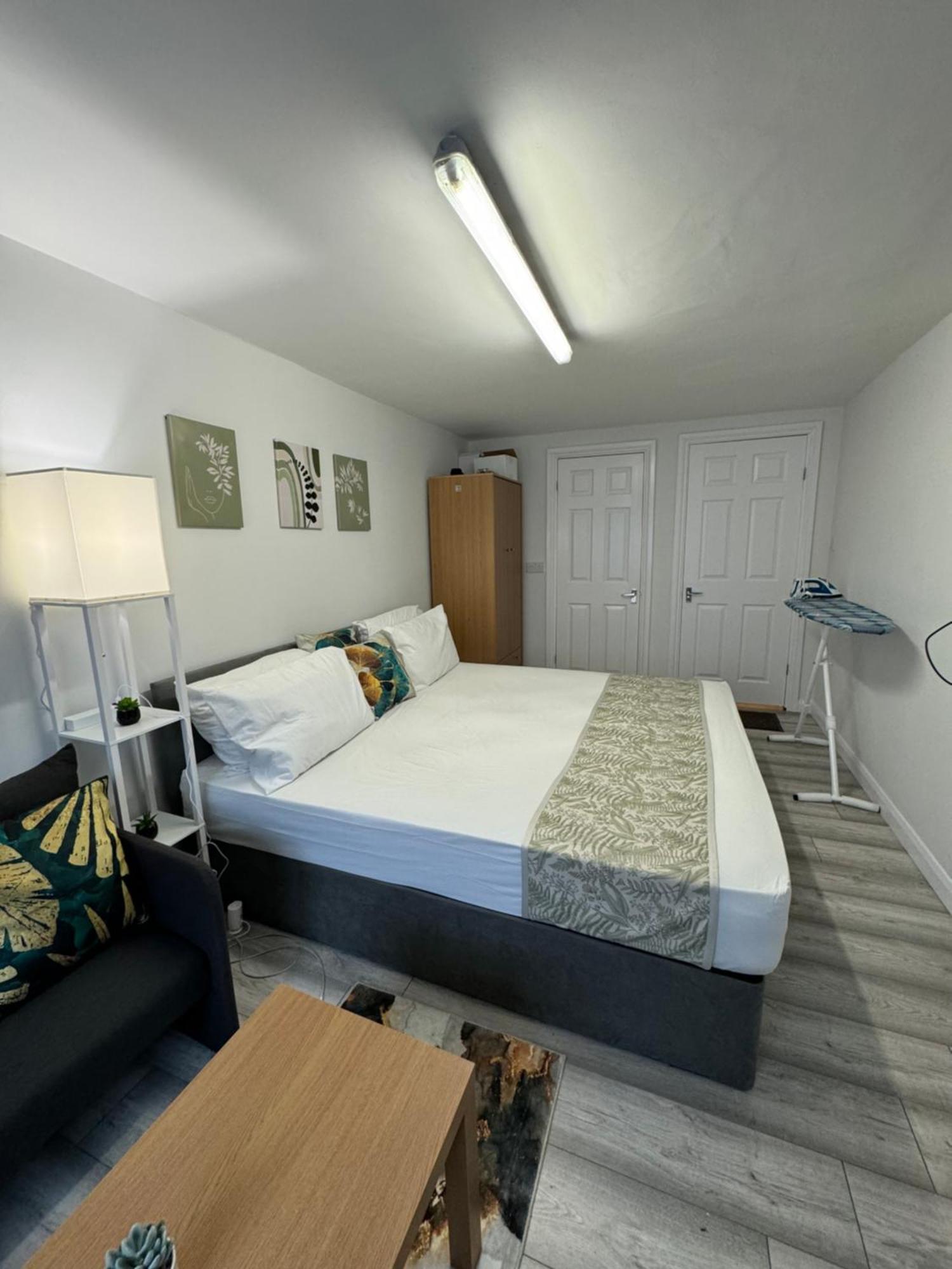 Posh Executive Studio London Thamesmead  Zewnętrze zdjęcie